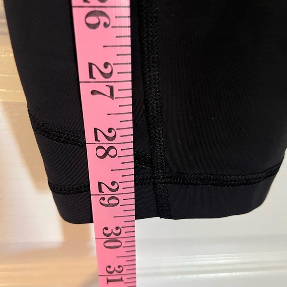 LULULEMON CROP 21” TIGHT - Picture 9 of 9